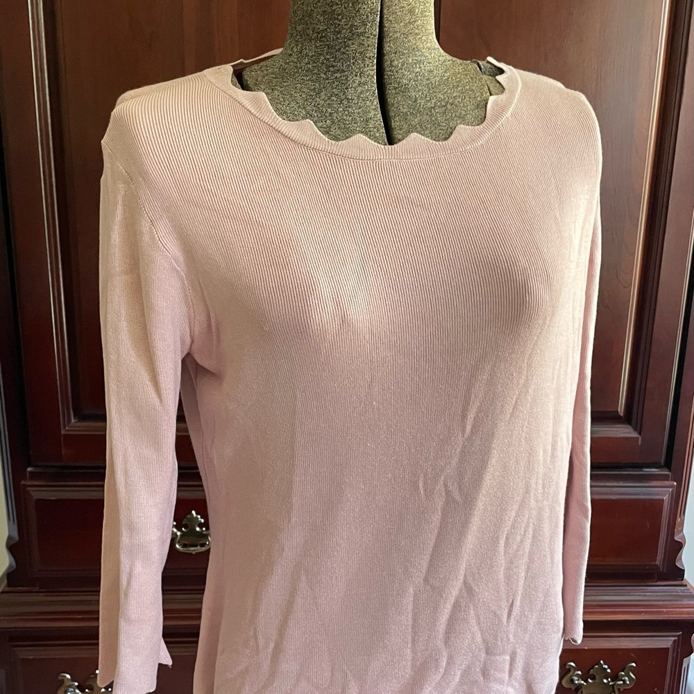 Women’s knit sweater
